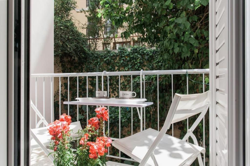 Flat In Historic Center @ipitou Str Athens